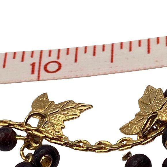 Grape Necklace Womens Very Dark Red Bead Gold Tone Leaves Retro Toggle Chain - Picture 10 of 10